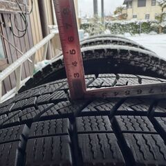 ライズ　ロッキー　スタッドレス　タイヤ　ガソリン車用４穴　195...