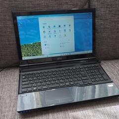 ノートパソコン　SSD仕様　テンキー付き　富士通