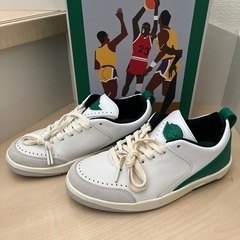 スニーカー
　WMNS AIR JORDAN 2 RETRO LOW SE 23㌢ の画像