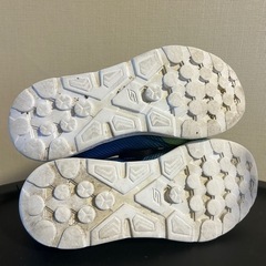 【成約済み】スケッチャーズ スニーカー　レディース キッズの画像