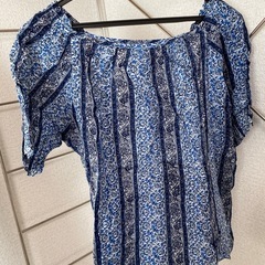 coenのトップス