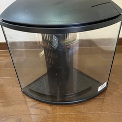 コーナー用な水槽、水槽台の画像