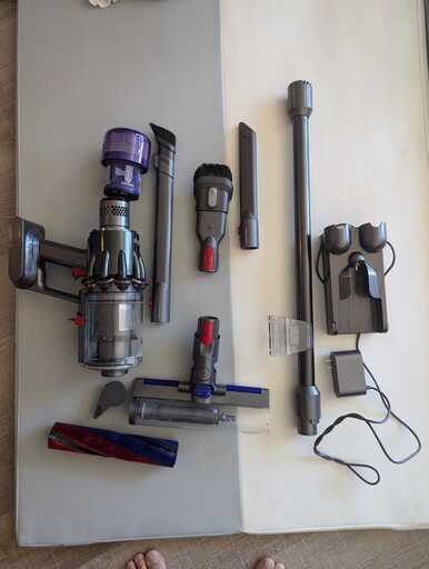 ダイソンの掃除機売ります　Dyson Digital Slim Origin