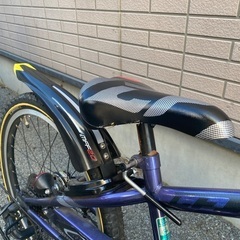 美品、ブリヂストンクロスファイヤージュニア、22インチ ブリヂストンクロスファイヤージュニア22インチ (Y) 甲府の