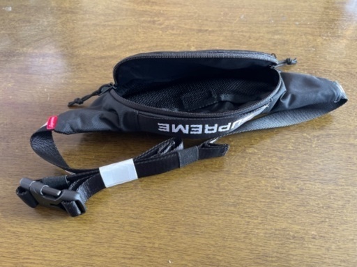 Supreme FW22 Small Waist Bag 