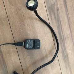 ニトリ　USB AC電源　LEDグリップライトの画像