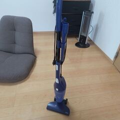 掃除機　サイクロンスティッククリーナー