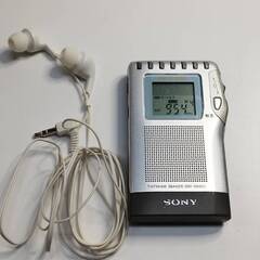 【動作品】SONY SRF-R600V 携帯ラジオ