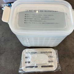 アカチャンホンポ　哺乳瓶消毒ケースの画像