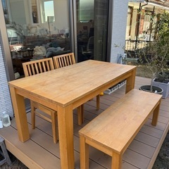 テーブルセットの画像