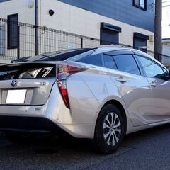 即乗りＯＫ 車検9年8月 プリウス 実走 セーフティセンス 衝突軽減ブレーキ レーダークルーズ ナビ フルセグTV Bluetooth バックモニター スマートキー LEDライト ETC ドラレコの画像
