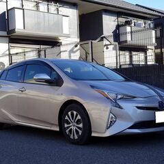 即乗りＯＫ 車検9年8月 プリウス 実走 セーフティセンス 衝突軽減ブレーキ レーダークルーズ ナビ フルセグTV Bluetooth バックモニター スマートキー LEDライト ETC ドラレコの画像