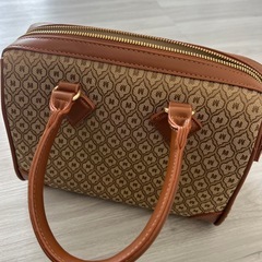 moussy カバン