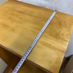 四角の家具？重厚な木の多目的台の画像
