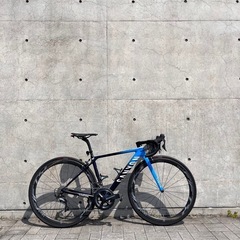 ロードバイク　canyon ulmimate cf sl 
完成車の画像
