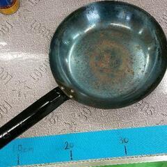 0208-057 鉄製フライパン　直火　IHコンロ対応