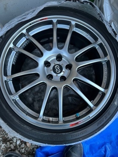 エンケイ　enkei GTC01 18インチ