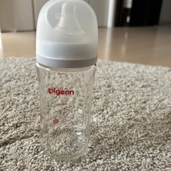 Pigeon 哺乳瓶 240ml ガラス製の画像