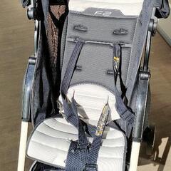 COMBIベビーカーF2
