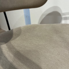 チェア　ベージュの画像