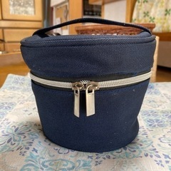 保温ランチボックスの画像