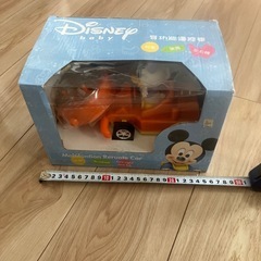 ディズニー　リモコン付ミニカー