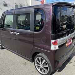 ダイハツ タントカスタム  長く乗れる車検２年付きのお得な一台‼️‼️アルミホイール装着見た目もgood🙆‍♂️ 外装 内装 綺麗🤩機関系⭕ お買い得な一台❤️           の画像