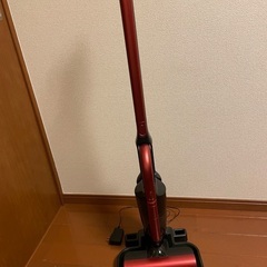 【受付終了】TOSHIBA コードレス掃除機 VC-WL100の画像