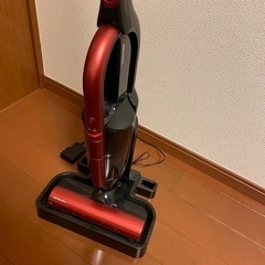 【受付終了】TOSHIBA コードレス掃除機 VC-WL100