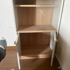 本棚、棚
の画像