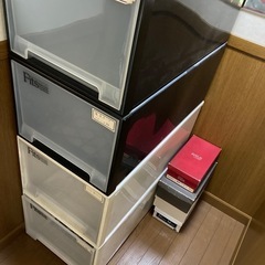 衣装ケースの画像