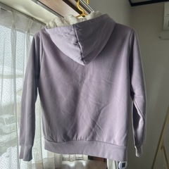 パーカー、パープルの画像