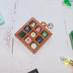 ♡チョコレートBOXキーホルダー♡ミルクチョコ♡スクエア型