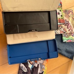学用品　　絵の具セット　赤白帽子　上靴入れ　給食用ナフキン　筆箱の画像