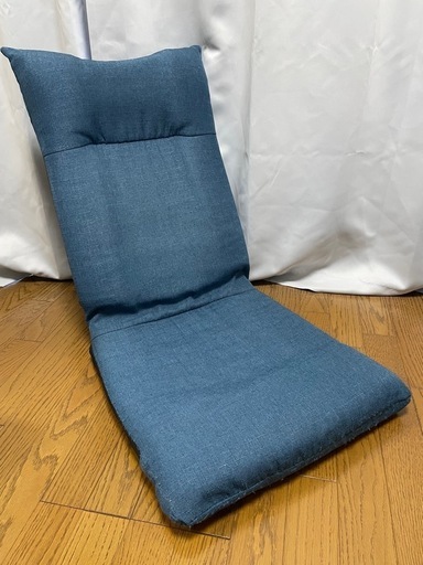 角度が変えられる座椅子