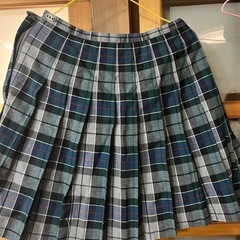 eastボーイ　制服系　スカート
