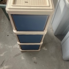 ３段収納ケースの画像