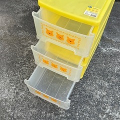 プーさん　3段収納　レトロカラーボックス　キャスター付き引き出しの画像