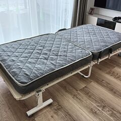 譲渡先決まりました  未使用折りたたみベッドの画像