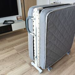 譲渡先決まりました  未使用折りたたみベッドの画像