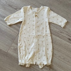 【3枚セット】ベビー服　50〜60cm 花柄・しましま・さくらんぼの画像