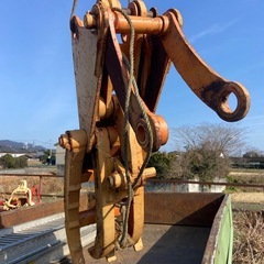 ユンボ パワーショベル ハサミ アイアンフォーク 型式不明 中古 配送可の画像