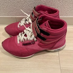 リーボックイージートーン24.0