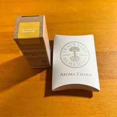 ニールズヤードアロマチャームとスイートオレンジ精油セットの画像