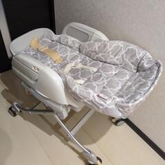 ゆらゆら　赤ちゃん　ベビーベッド　イス　手動　combi　の画像