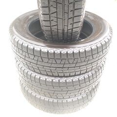 ヨコハマスタッドレスタイヤ４本の画像