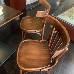 木製カフェチェア2脚