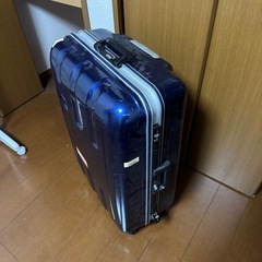 「決定しました」スーツケース差し上げます。の画像