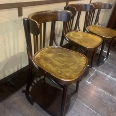 木製カフェチェア(1脚500円×3脚)お好きな数お譲りしますの画像