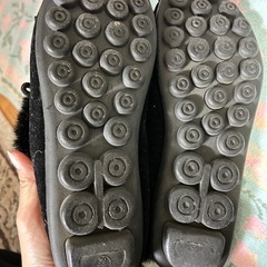 フェイクファー靴の画像